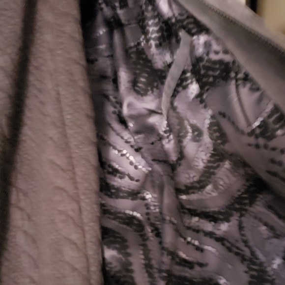 Suede jacket - Picture 2 of 3